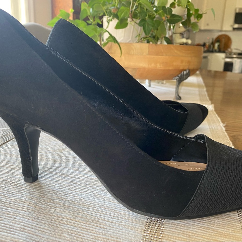 Ellen Tracey Pumps, Heels